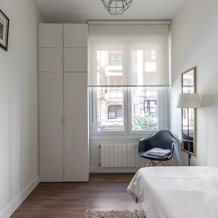 Homeloving Centre With Parking * Bilbao