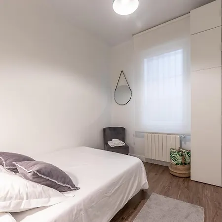 Home-loving Centre Parking Apartment *