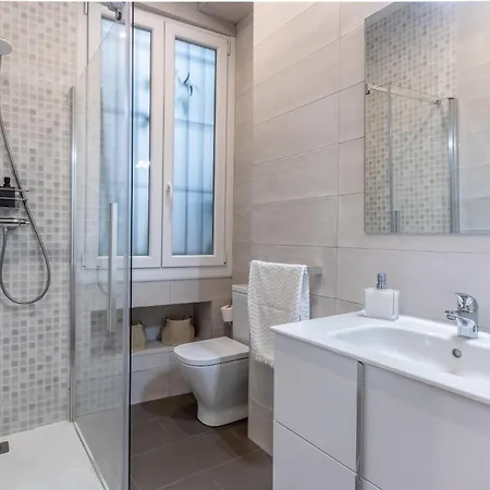 Appartement Prime Location | 4br, 2ba & Parking Bilbao